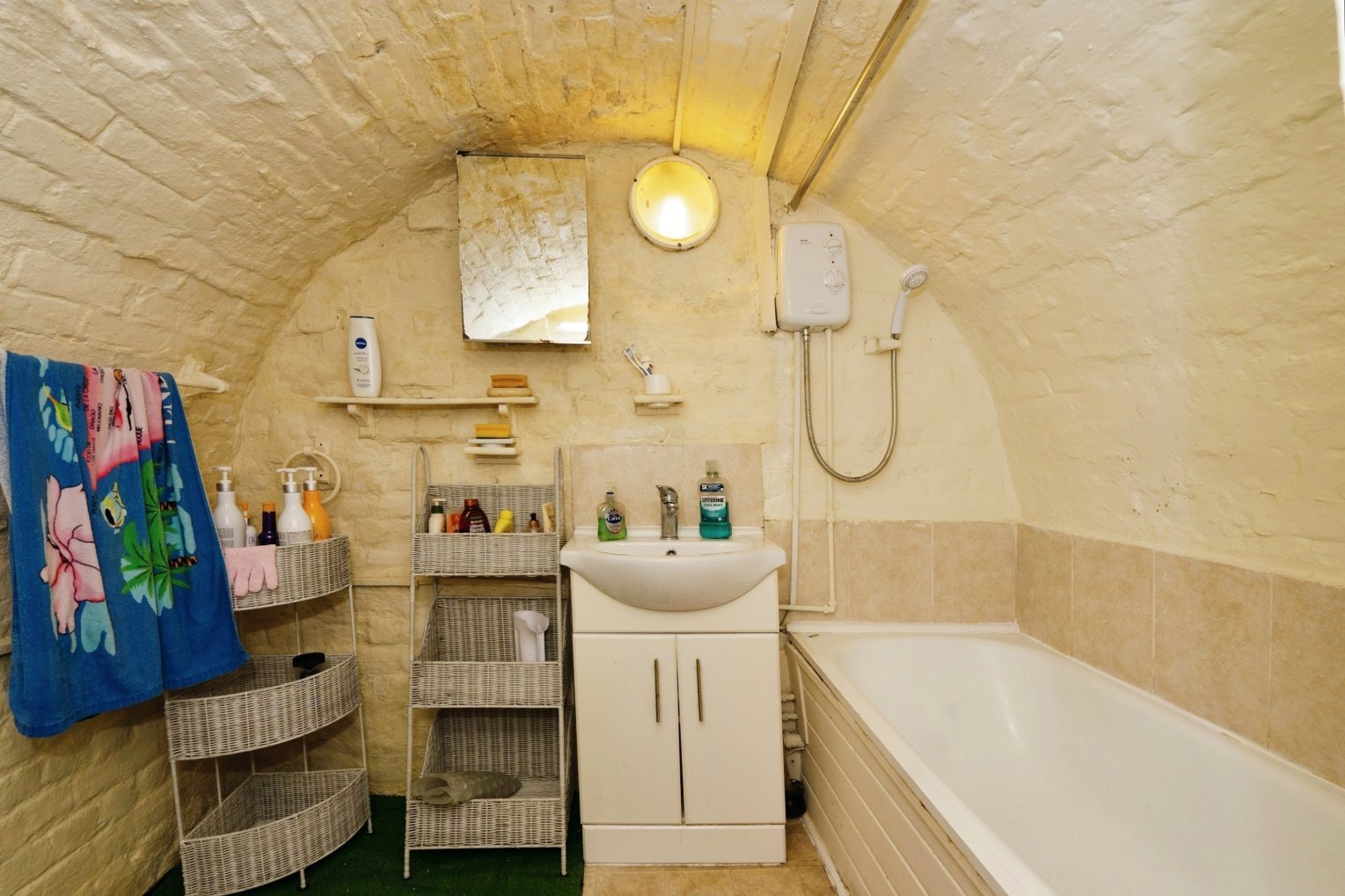 Lower Ground Bathroom