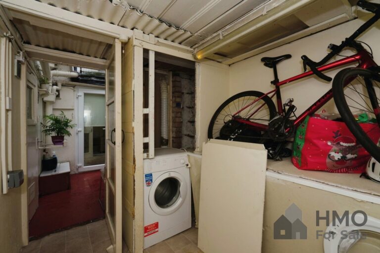 Basement Flat