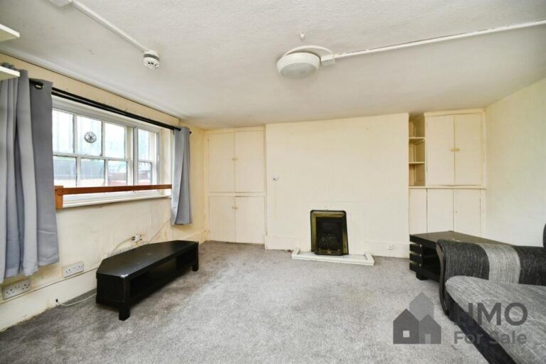Basement Flat